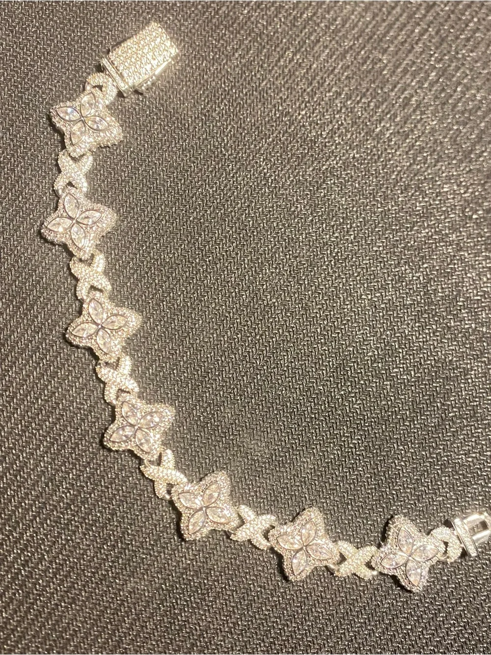 Diamond Embedding Silver Bracelet